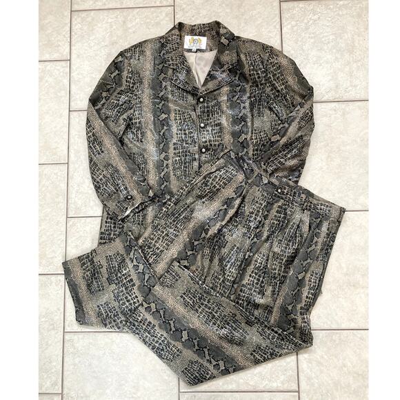 Live Collection Bijan Danialian Suit Set Mens 2XL Coat Pants Snake AOP Baggy NWT - Picture 1 of 16